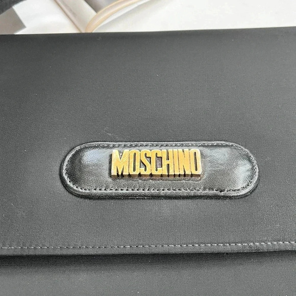 Vintage 90s Moschino Nylon And Leather Crossbody Bag Clutch - Picture 5 of 16